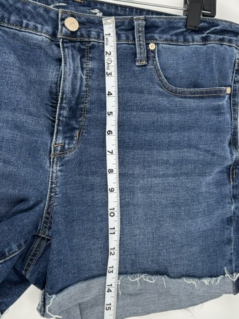 Seven7 Jean Shorts Size 16 Frayed Hem Blue Denim - Picture 7 of 7
